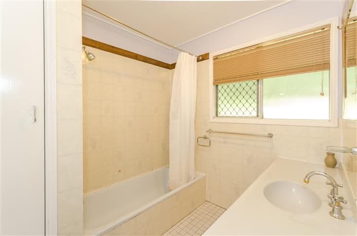 8 Aspland Street, Clinton QLD 4680, Clinton - Thumbnail 8