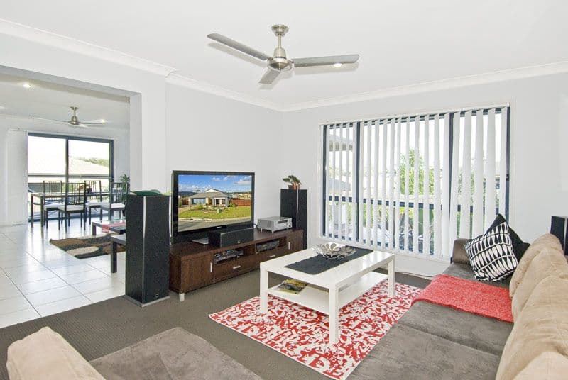 30 Charlton Crescent, ORMEAU QLD 4208, Ormeau - Thumbnail 3