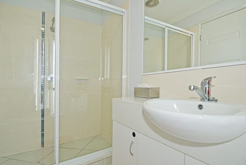30 Charlton Crescent, ORMEAU QLD 4208, Ormeau - Thumbnail 7