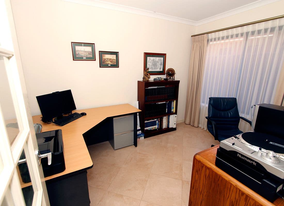 9 Cheval Place, CANNING VALE WA 6155, Canning Vale - Thumbnail 8