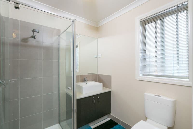 1 Triplett Avenue, Ascot VIC 3551, Ascot - Thumbnail 3