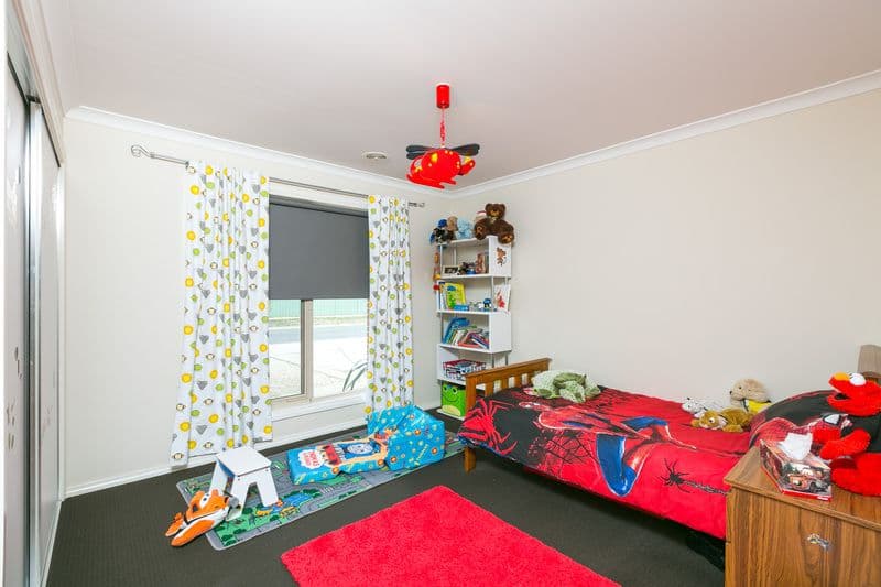 1 Triplett Avenue, Ascot VIC 3551, Ascot - Thumbnail 5