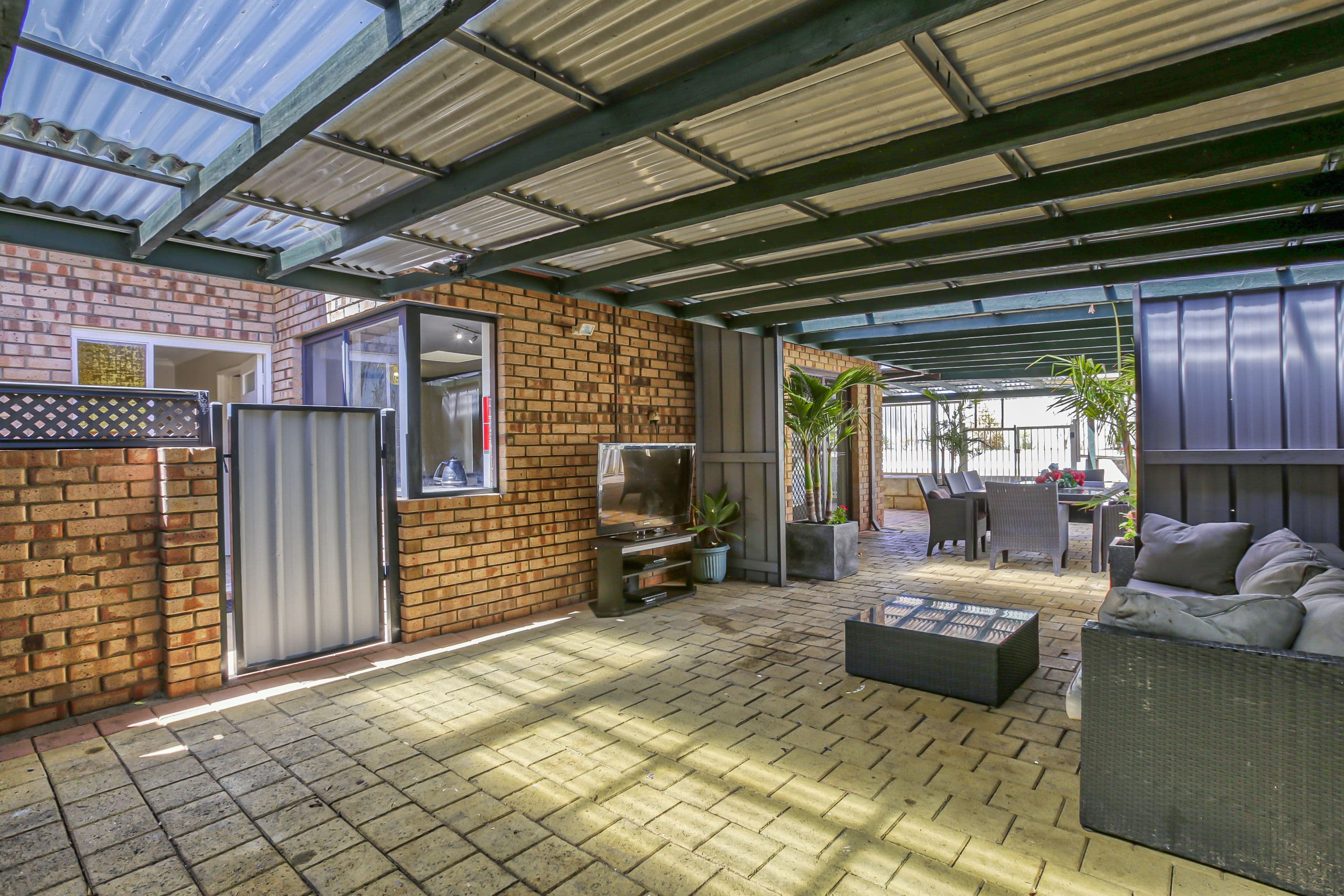 6 Greenway Avenue, Thornlie WA 6108, Thornlie - Thumbnail 8