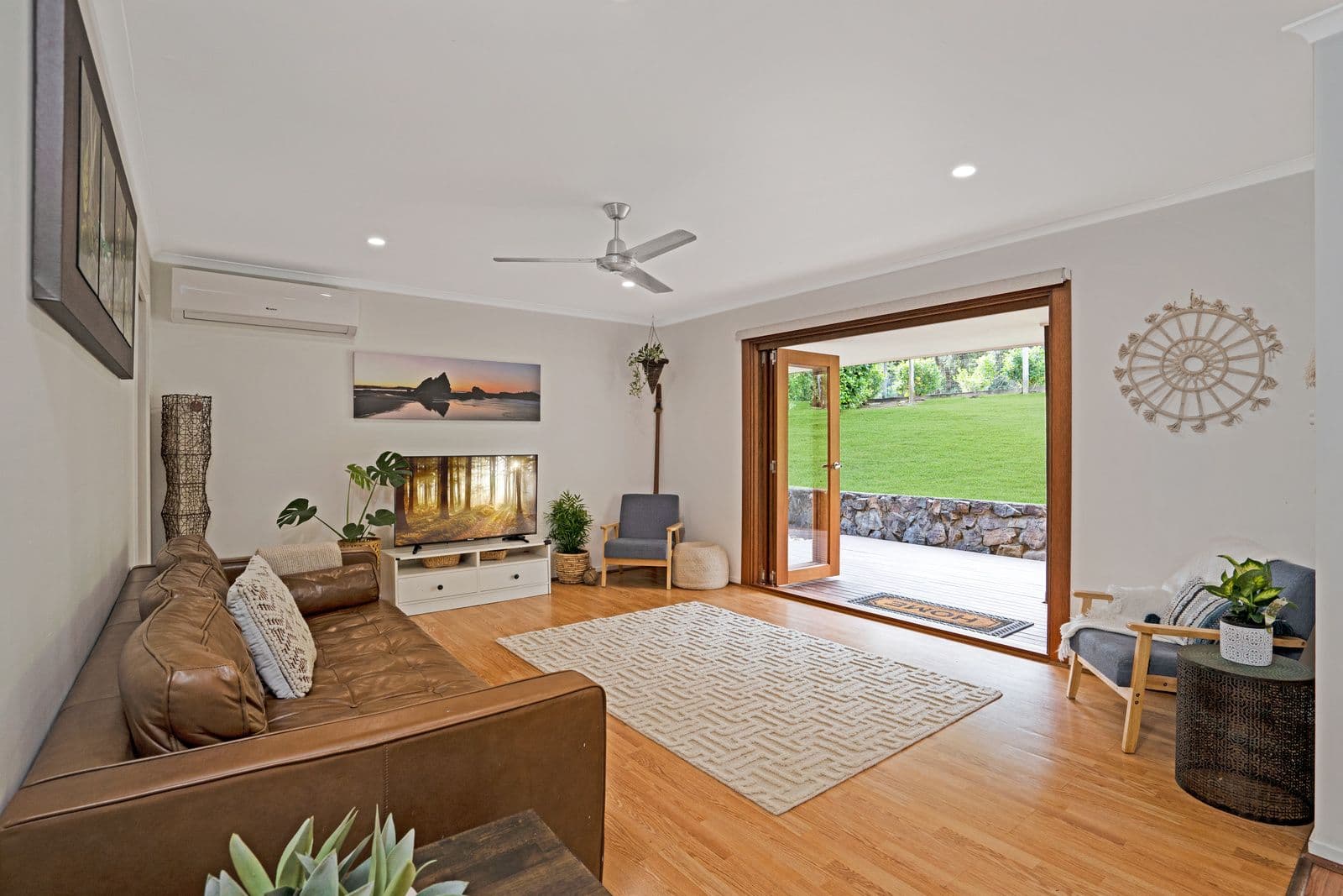 4 Coorabin Court, Tallebudgera QLD 4228, Tallebudgera - Thumbnail 2
