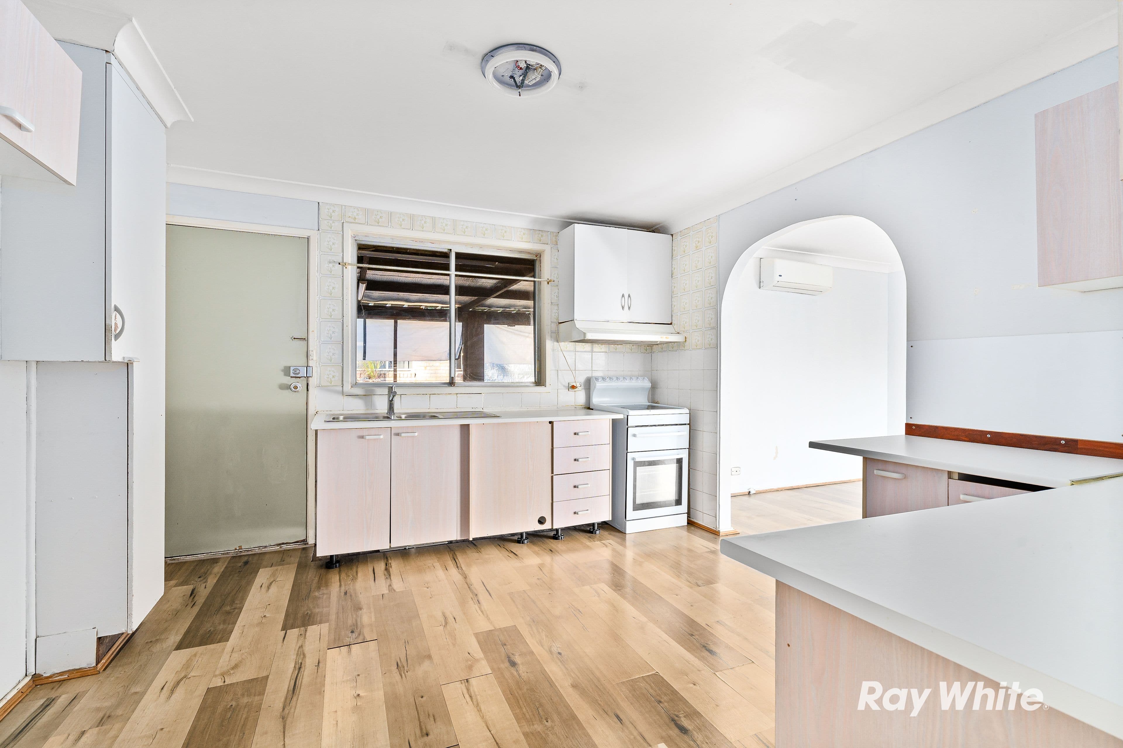 65 Kolodong Drive, Quakers Hill NSW 2763, Quakers Hill - Thumbnail 4