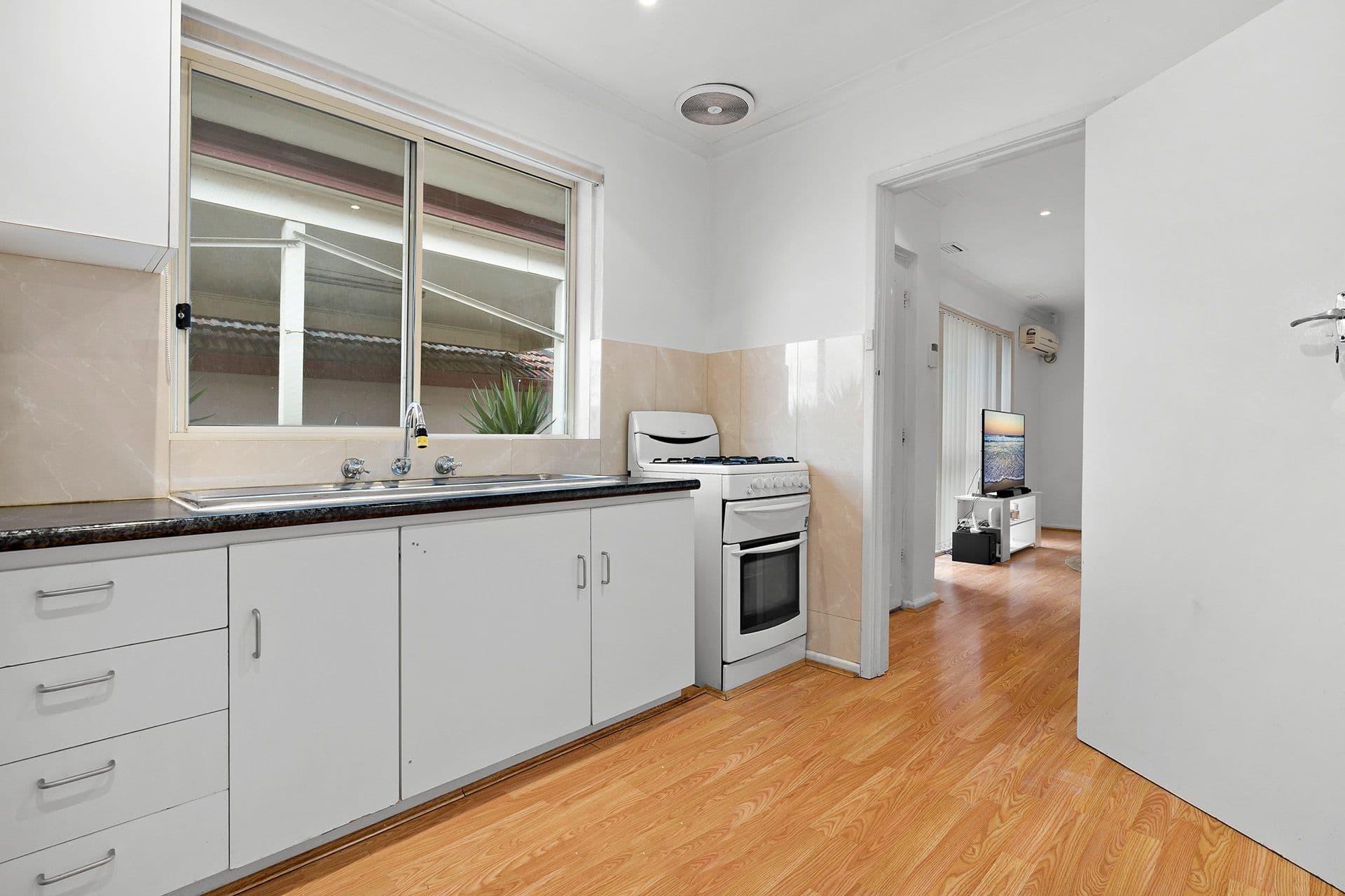 177 Carinish Road, Clayton VIC 3168, Clayton - Thumbnail 3