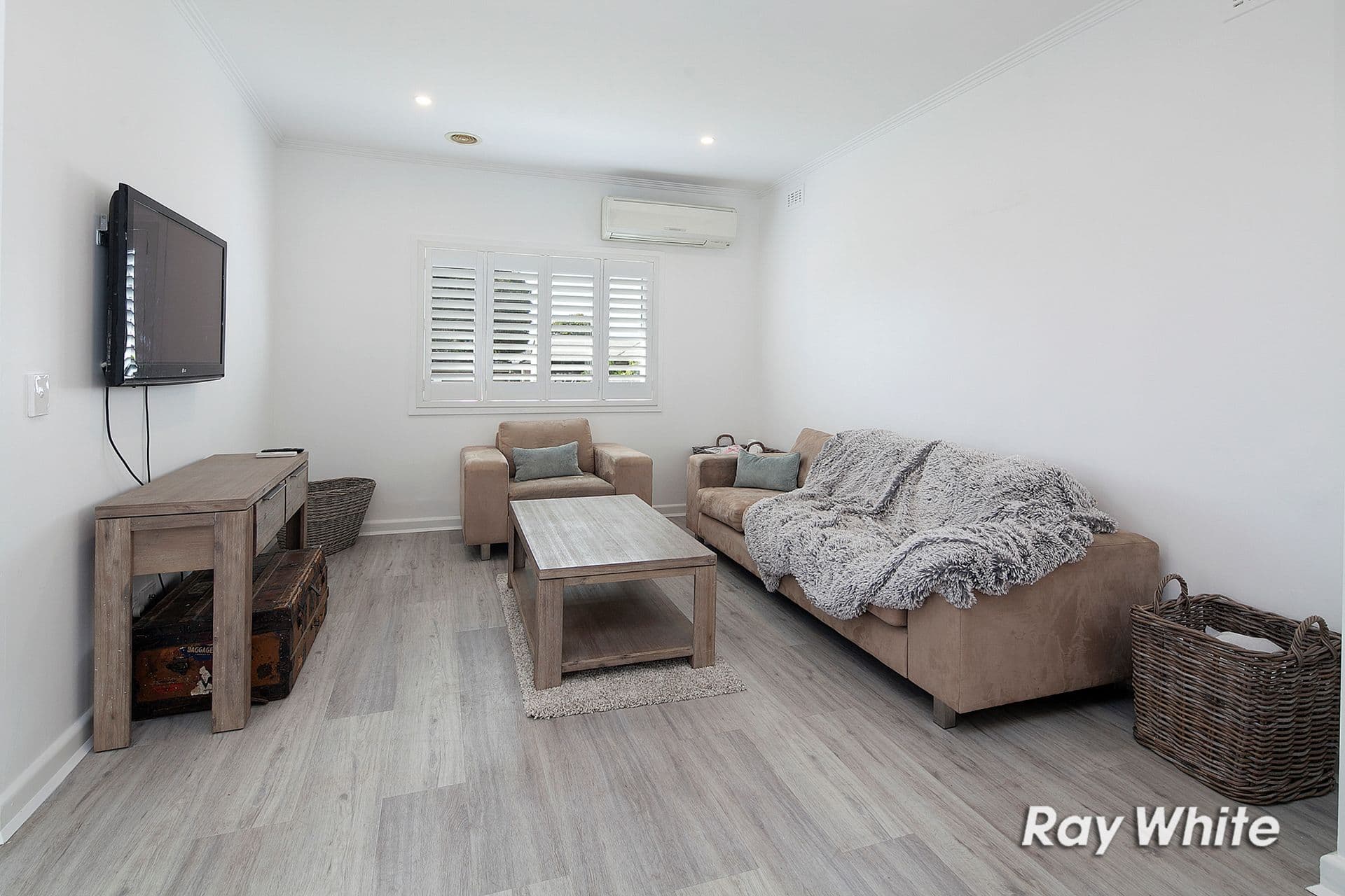 12 Summit Road, Frankston VIC 3199, Frankston - Thumbnail 2