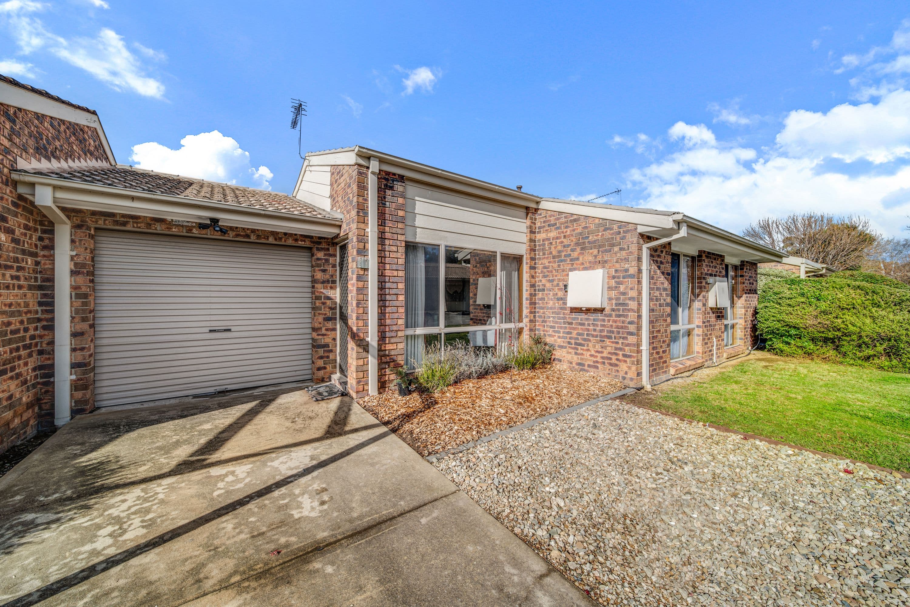 12 Blackett Crescent, Greenway ACT 2900, Greenway - Thumbnail 2