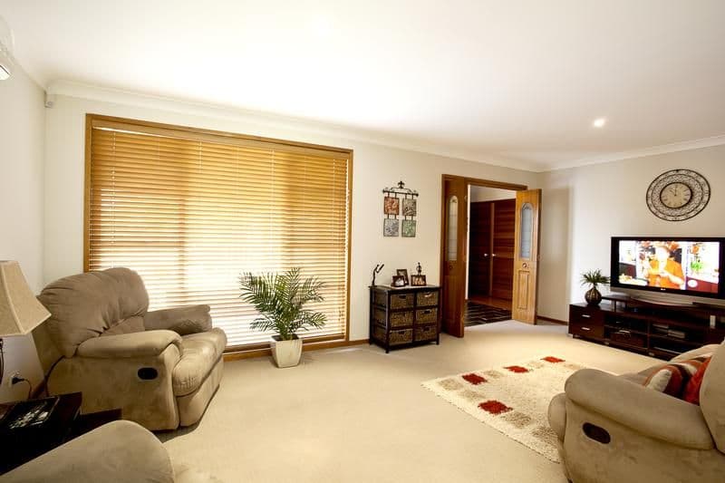 BOSSLEY PARK NSW 2176, Bossley Park - Thumbnail 3