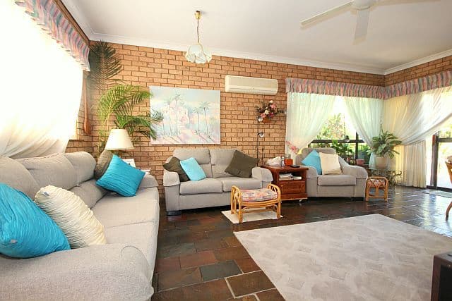 6 Amber Place, BASS HILL NSW 2197, Bass Hill - Thumbnail 6
