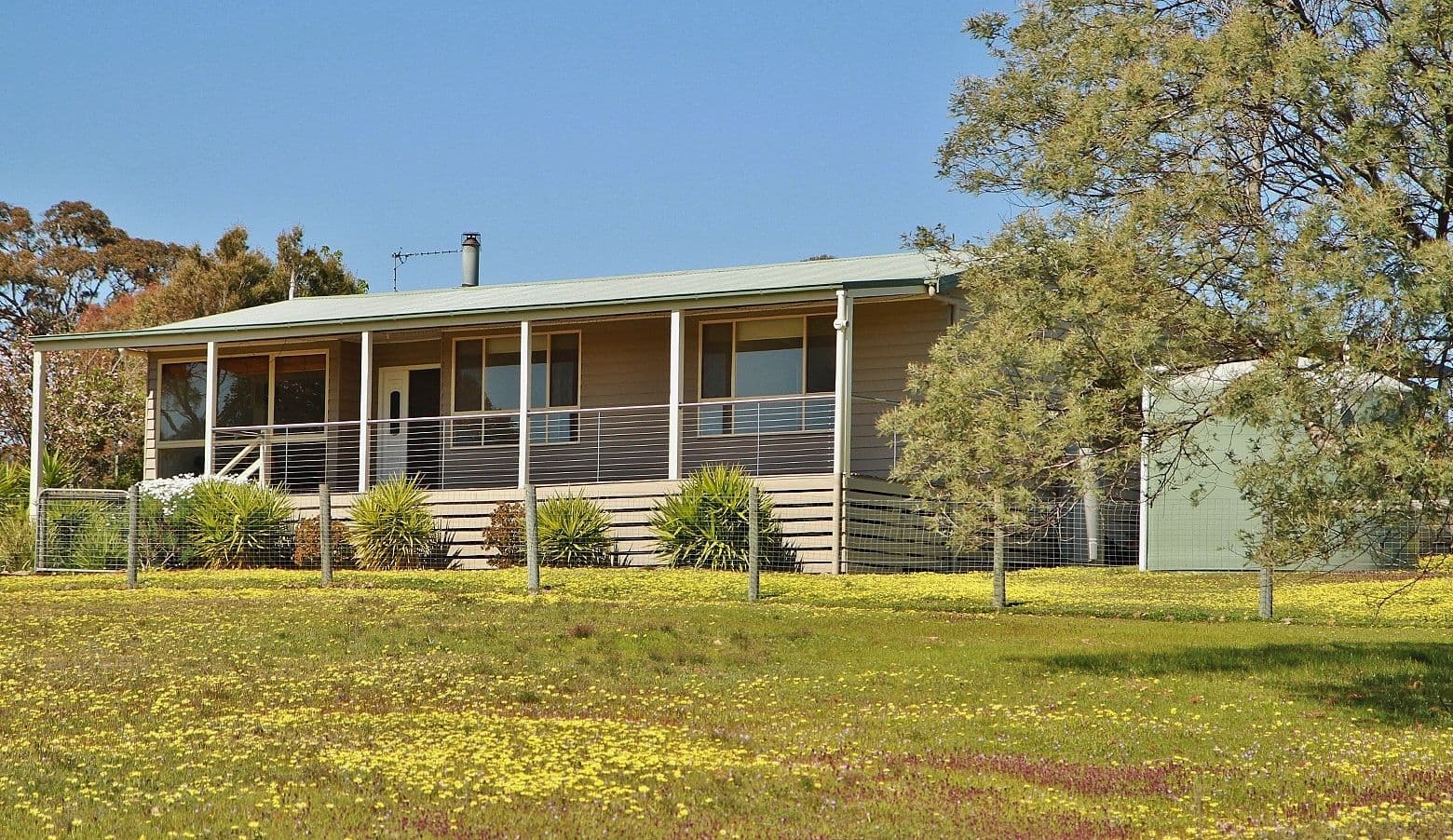52 Hall Road, Heathcote VIC 3523, Heathcote - Thumbnail 2