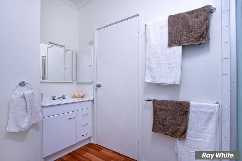 12 Campbell Grove, Mornington VIC 3931, Mornington - Thumbnail 8