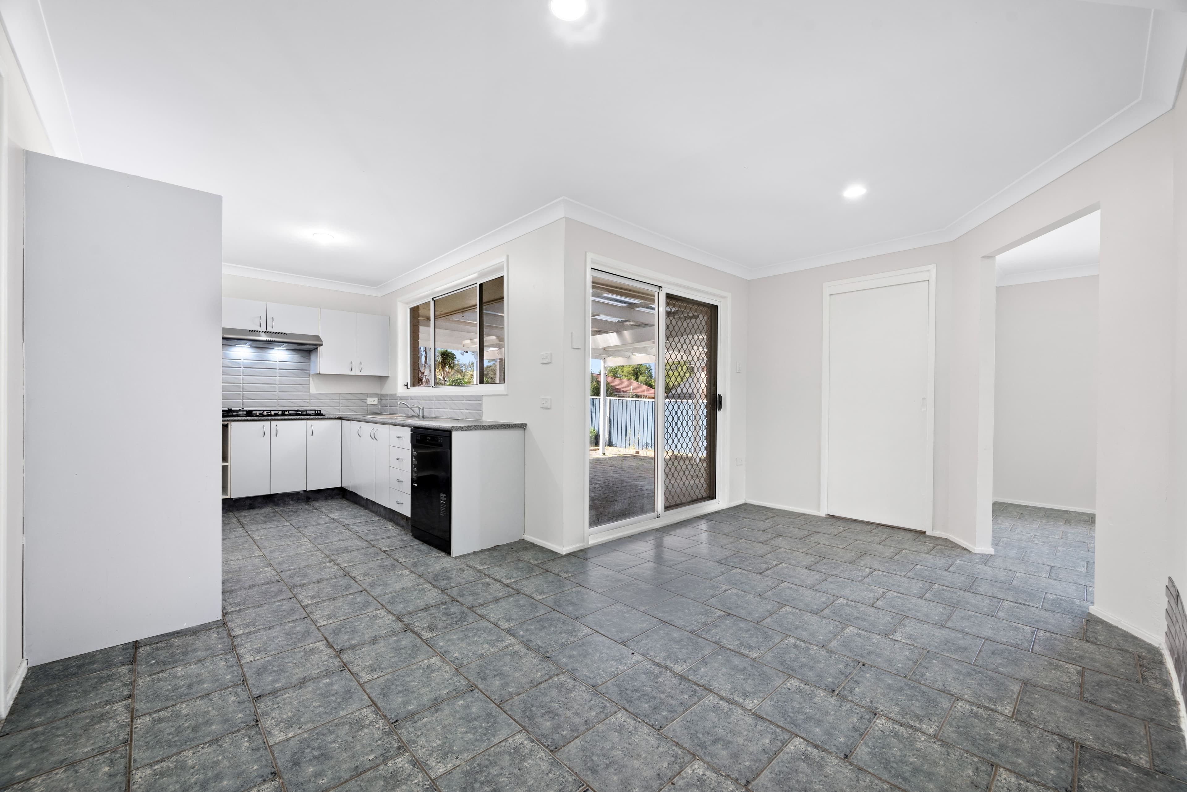 36 Fiveash Street, St Helens Park NSW 2560, St Helens Park - Thumbnail 5