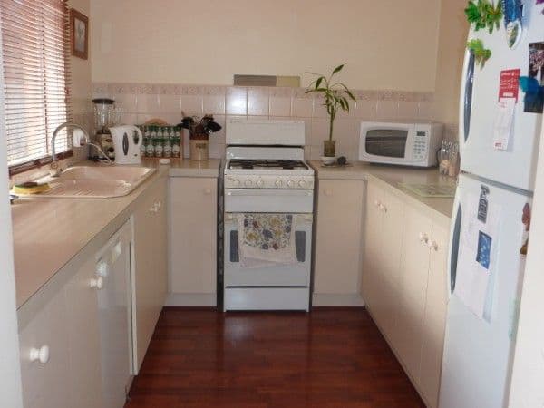 12 Belgrave Place, Carrum Downs VIC 3201, Carrum Downs - Thumbnail 2