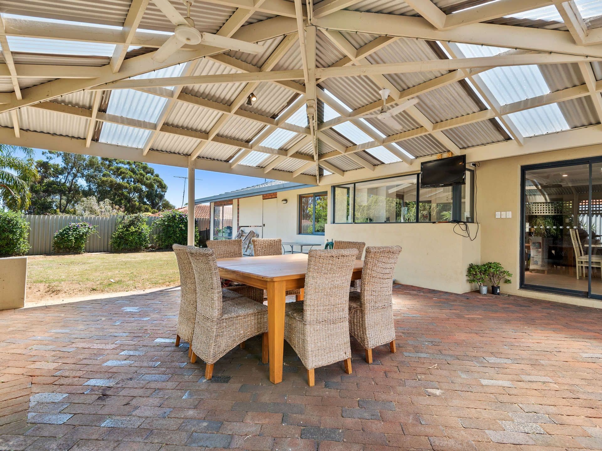 6 Stockwell Way, Kingsley WA 6026, Kingsley - Thumbnail 4