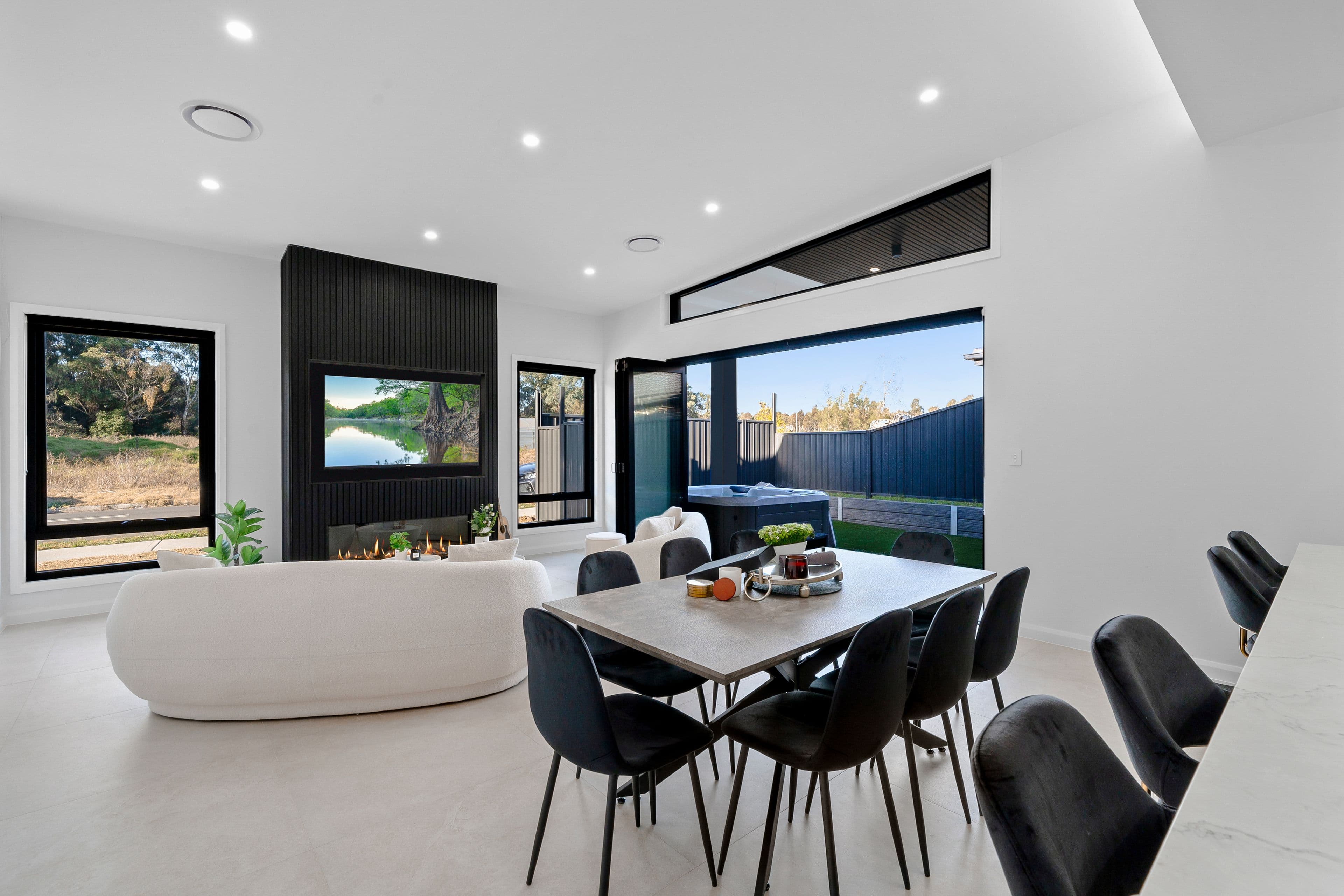 14 Hungerford Street, Catherine Field NSW 2557, Catherine Field - Thumbnail 3