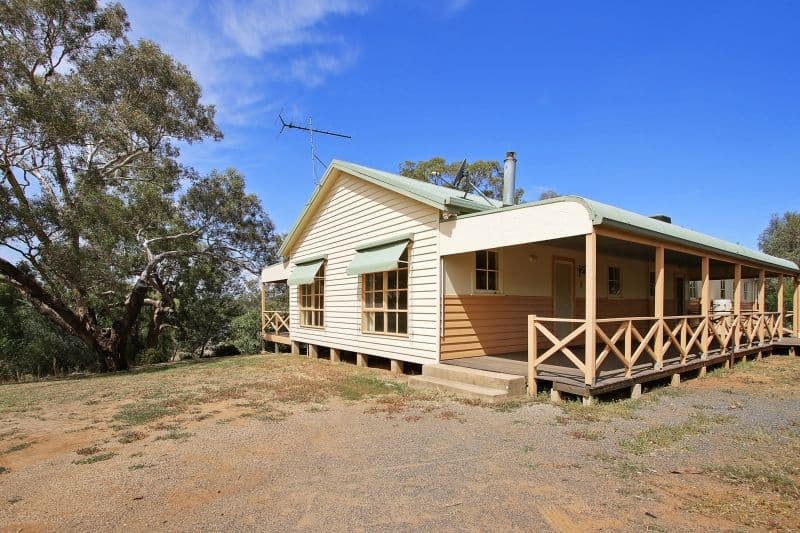 358 Mia Mia Road, Gooramadda VIC 3685, Gooramadda - Thumbnail 8