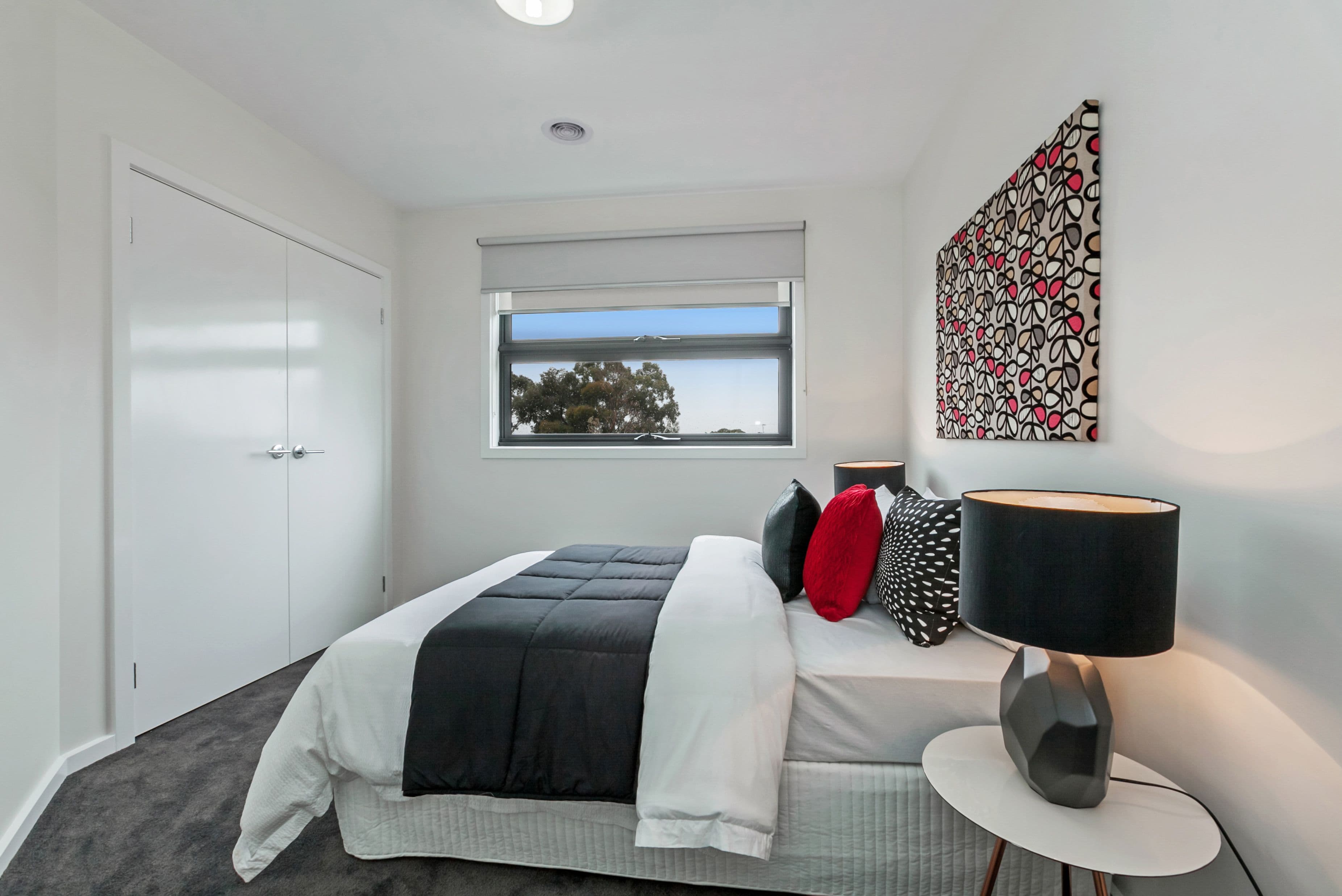 39 Hurlstone Crescent, Mill Park VIC 3082, Mill Park - Thumbnail 8