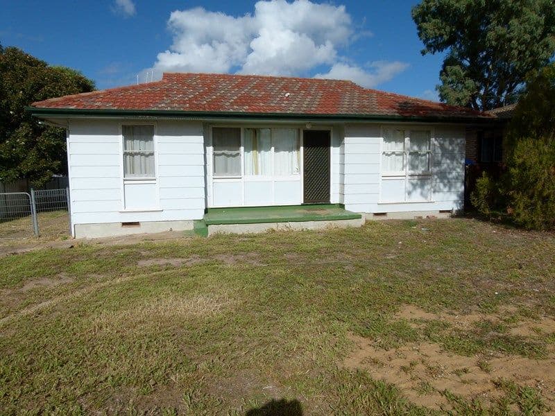 34 Cedar Crescent, Forbes NSW 2871, Forbes - Image 1
