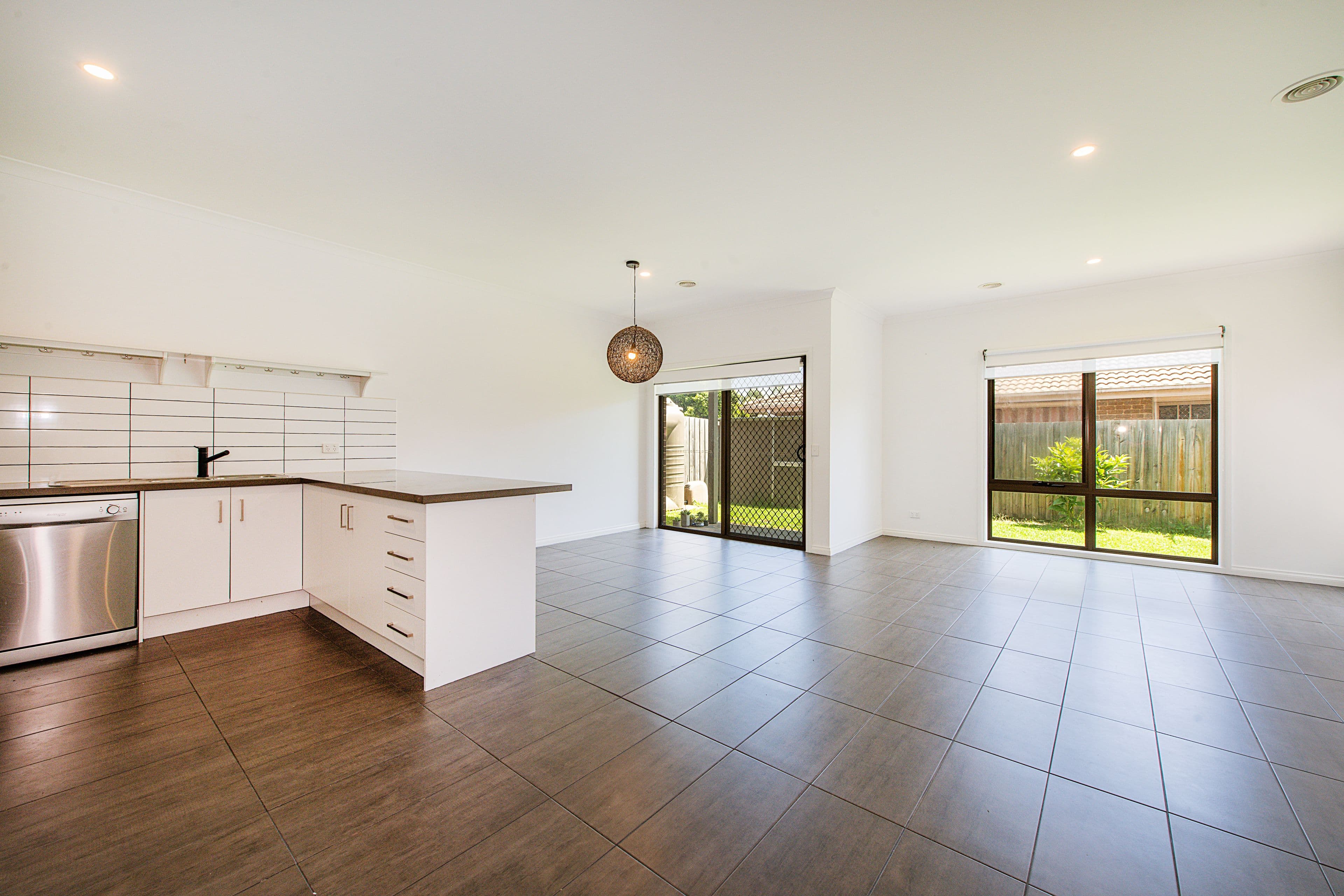 28 Western Road, Boronia VIC 3155, Boronia - Thumbnail 3