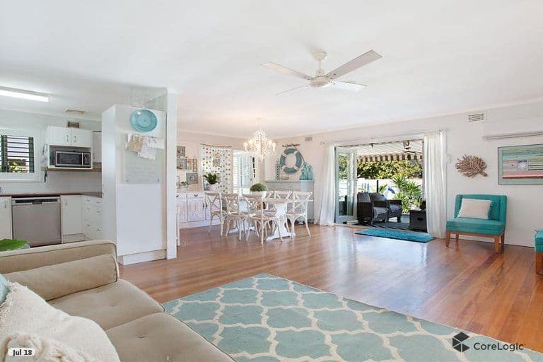 23 Ocean Street, Mermaid Beach QLD 4218, Mermaid Beach - Thumbnail 3