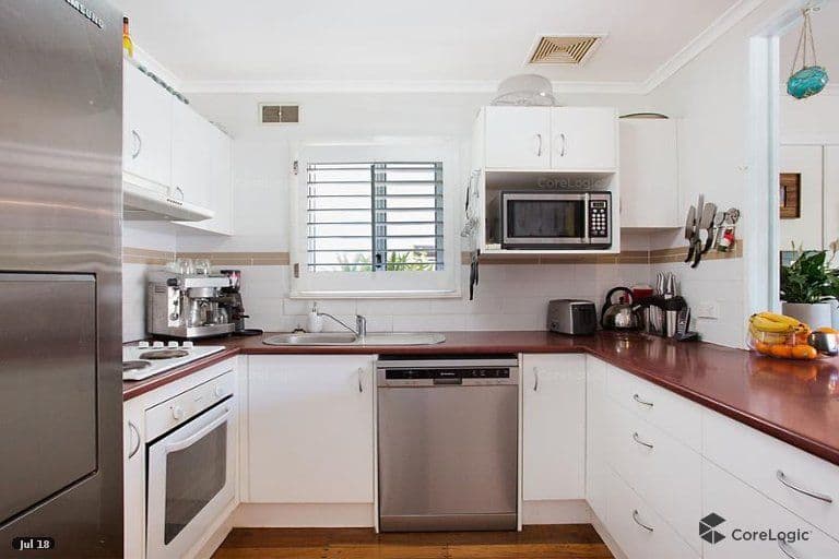 23 Ocean Street, Mermaid Beach QLD 4218, Mermaid Beach - Thumbnail 5