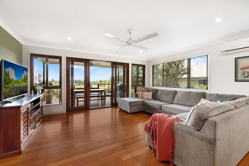 6 Greensboro Place, Little Mountain QLD 4551, Little Mountain - Thumbnail 5