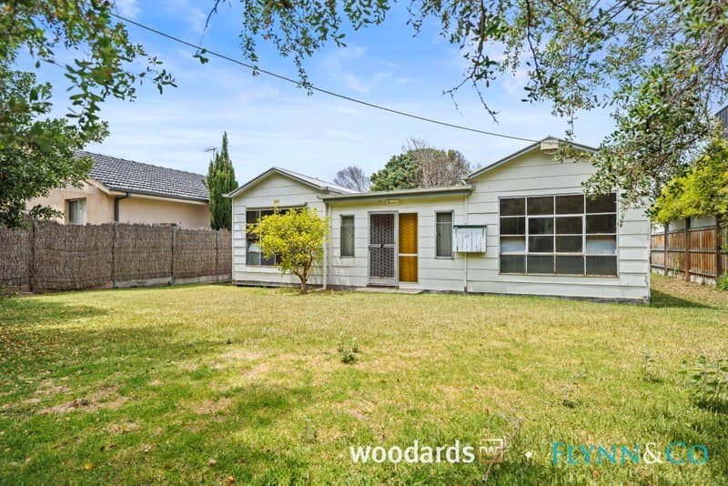39 Salonika Street, Sorrento - Image 1