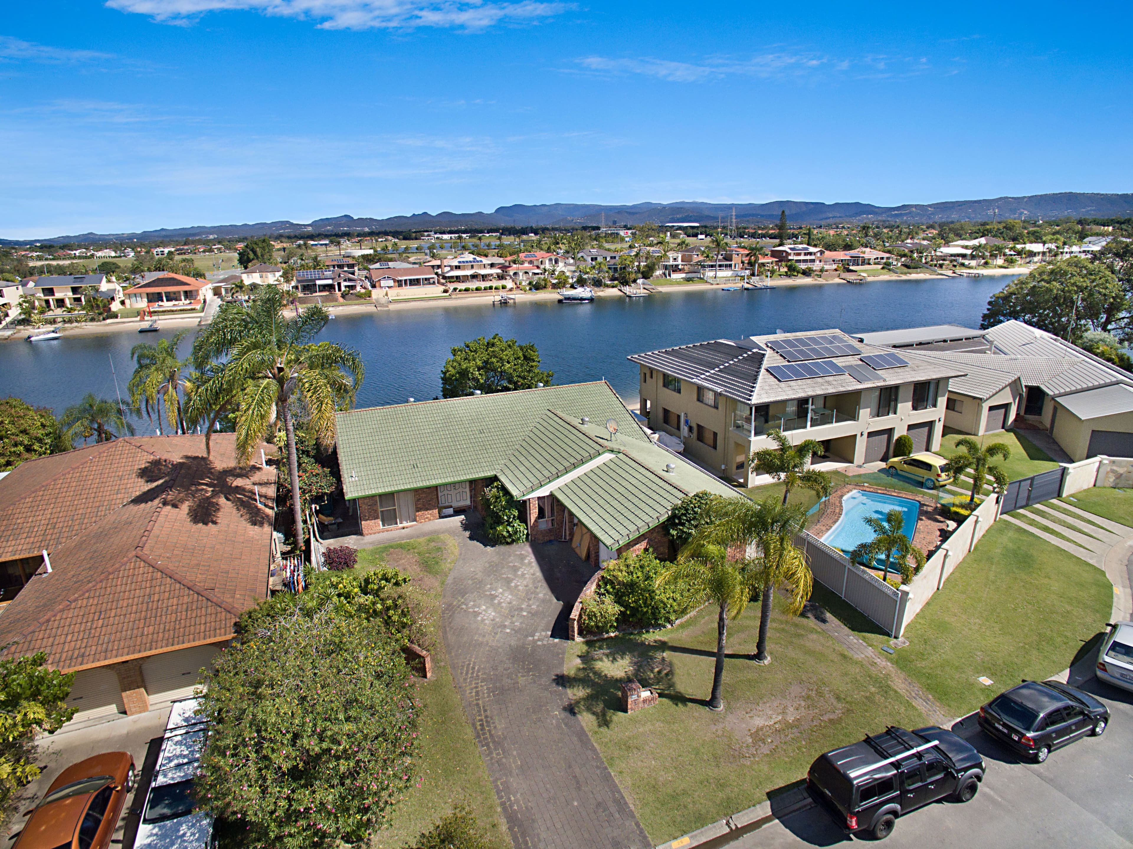 26 Delungra Street, Broadbeach Waters QLD 4218, Broadbeach Waters - Thumbnail 2