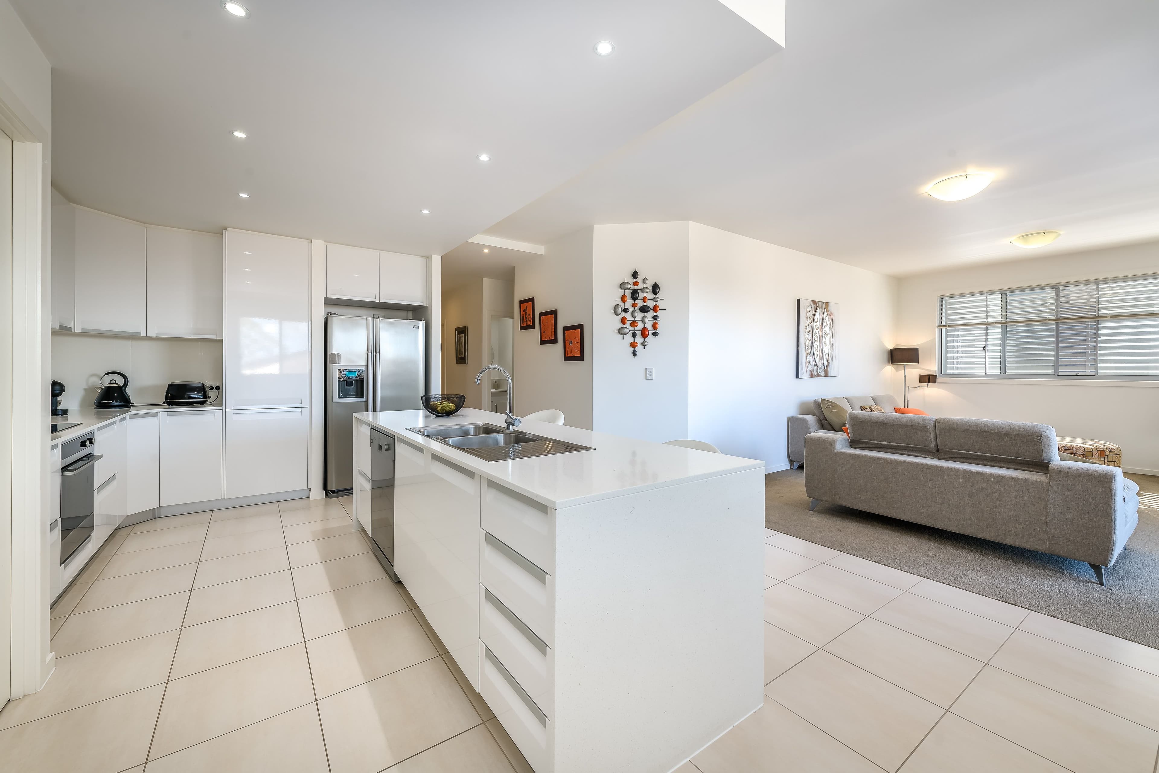 31 Loder Street, Biggera Waters QLD 4216, Biggera Waters - Thumbnail 4