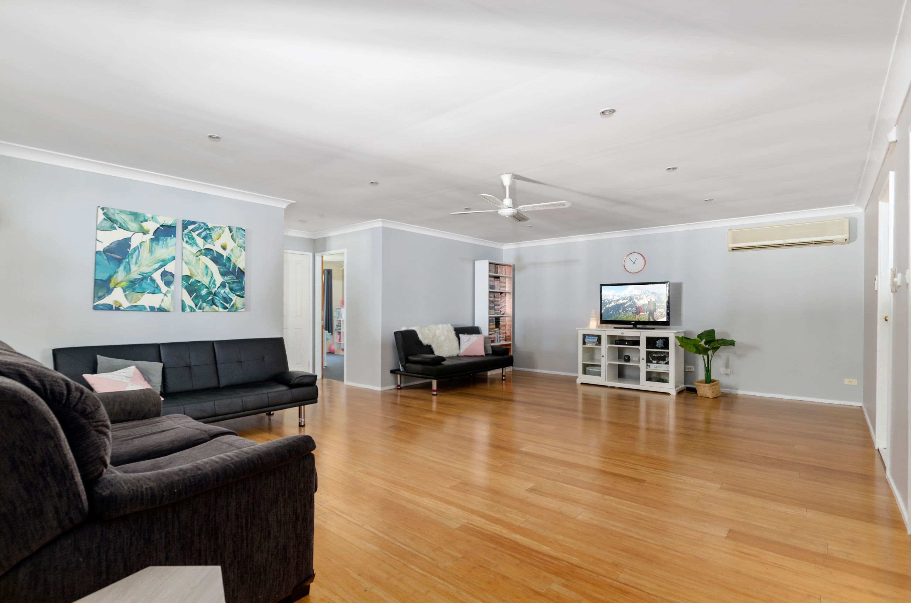 18 St James Crescent, Dapto - Image 1