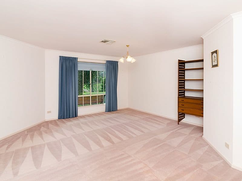 6 Burnbank Way, MOUNT BARKER SA 5251, Mount Barker - Thumbnail 2