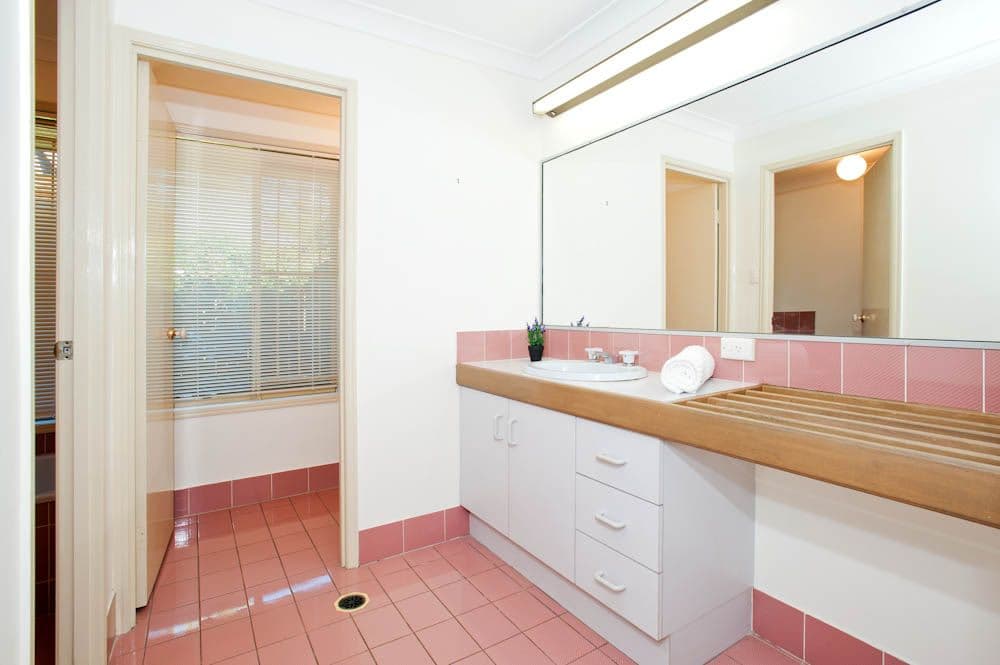 16 Boorala Crescent, Eight Mile Plains QLD 4113, Eight Mile Plains - Thumbnail 7