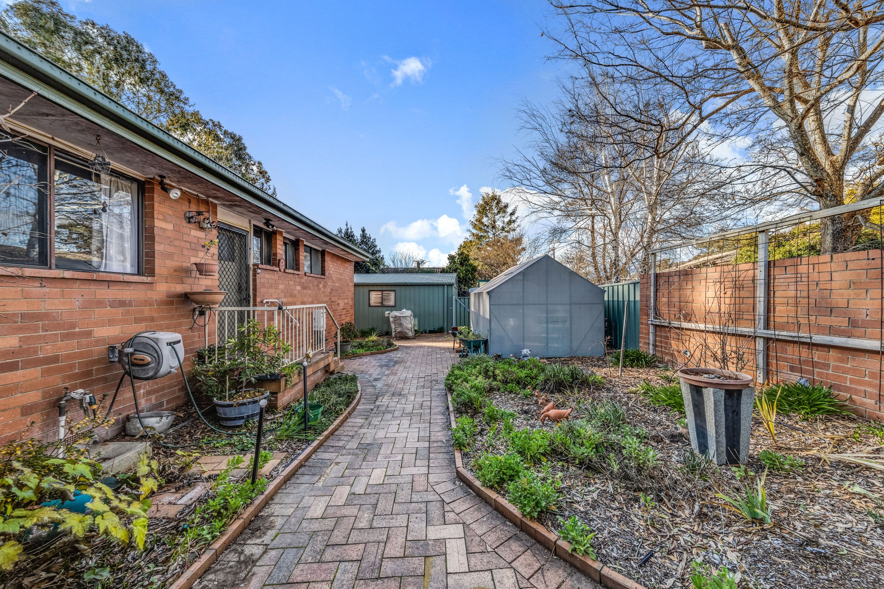 18 Yaldwyn Place, Kambah ACT 2902, Kambah - Thumbnail 2