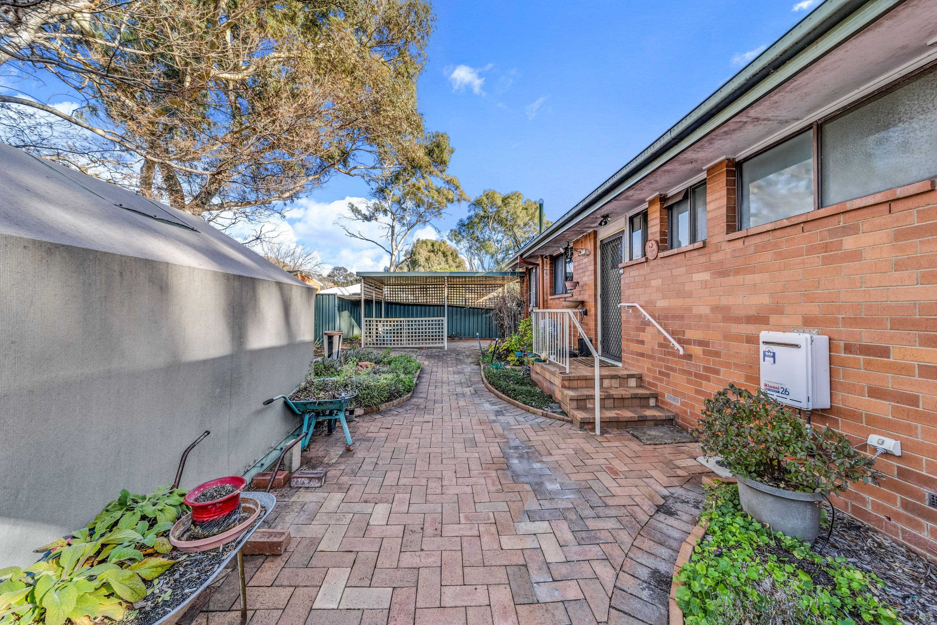 18 Yaldwyn Place, Kambah ACT 2902, Kambah - Thumbnail 3