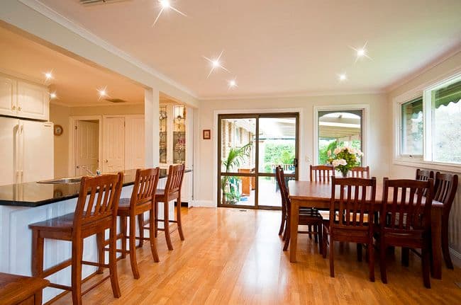 10 Renwick Road, FERNTREE GULLY VIC 3156, Ferntree Gully - Thumbnail 2