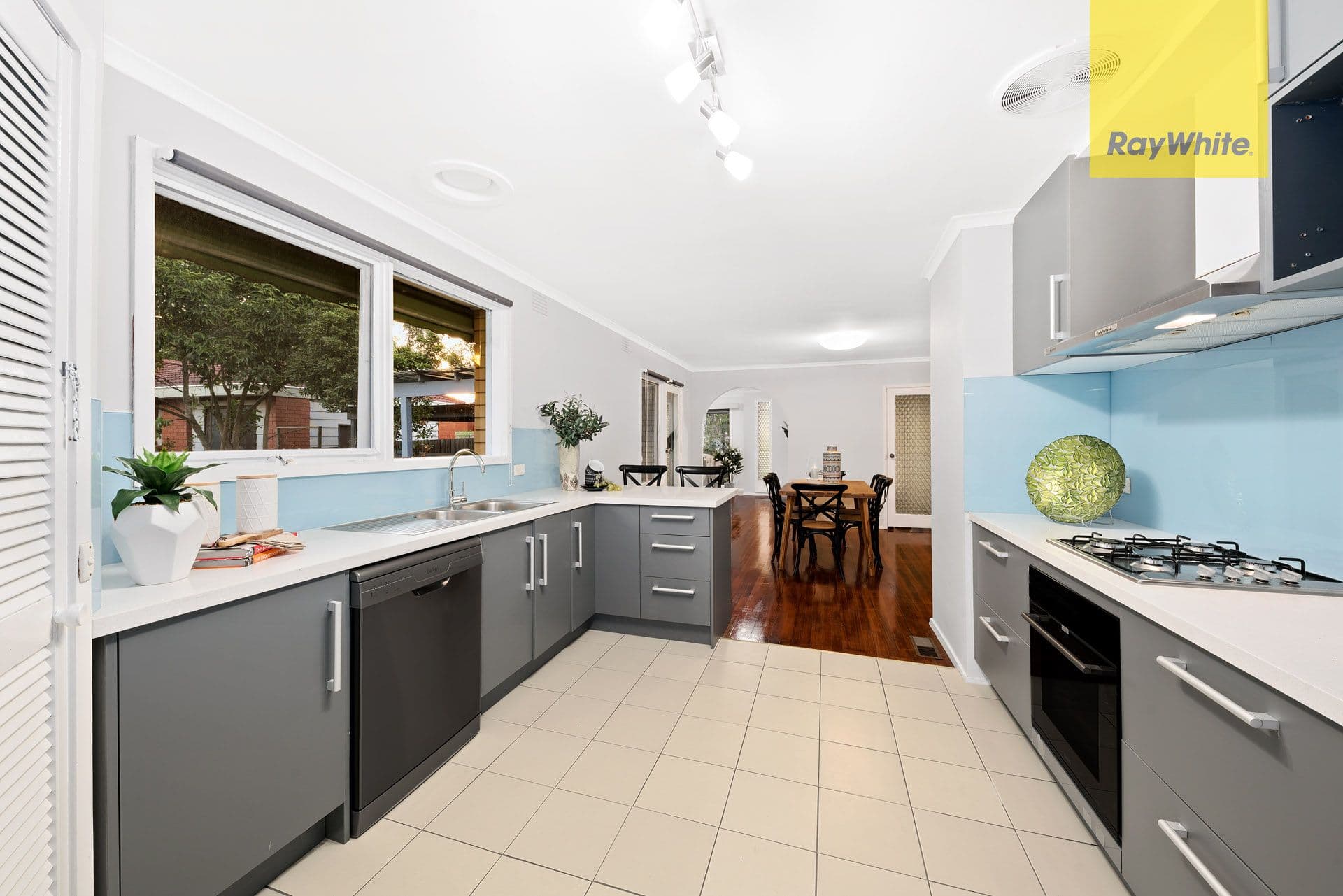 39 Amesbury Avenue, Wantirna VIC 3152, Wantirna - Thumbnail 4