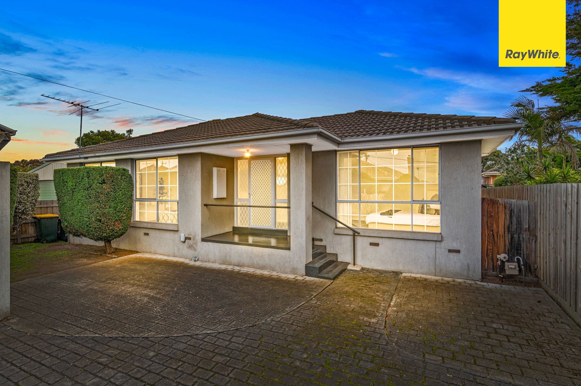 15 Arbor Terrace, Avondale Heights VIC 3034, Avondale Heights - Thumbnail 2
