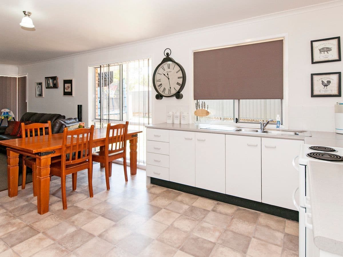 4 Alford Court, GOODNA QLD 4300, Goodna - Thumbnail 6
