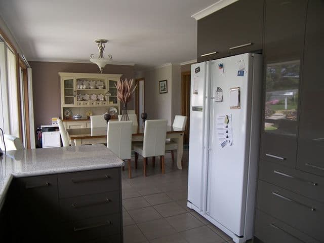 10 William Parish Drive, LOW HEAD TAS 7253, Low Head - Thumbnail 4