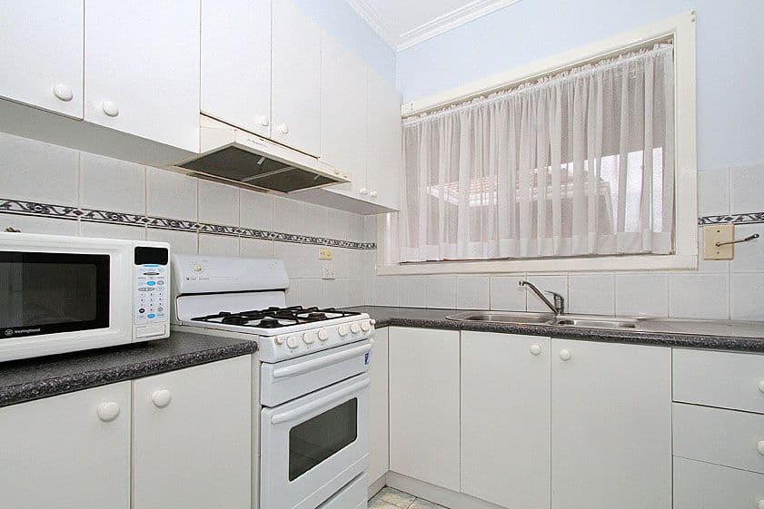 327 High Street, THOMASTOWN VIC 3074, Thomastown - Thumbnail 2