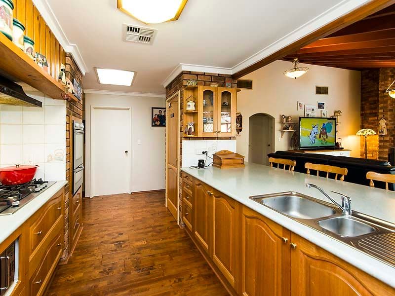 3 Kingsford Drive, Willetton WA 6155, Willetton - Thumbnail 2