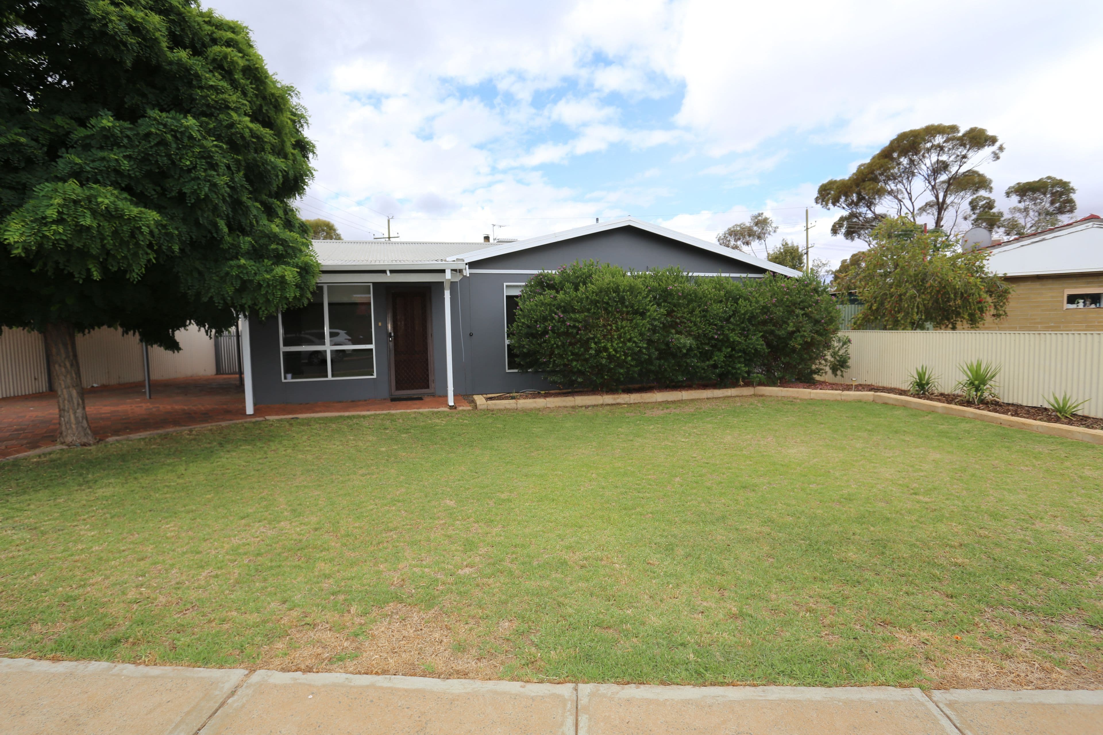 12 Hibiscus Street, Kambalda West WA 6442, Kambalda West - Image 1
