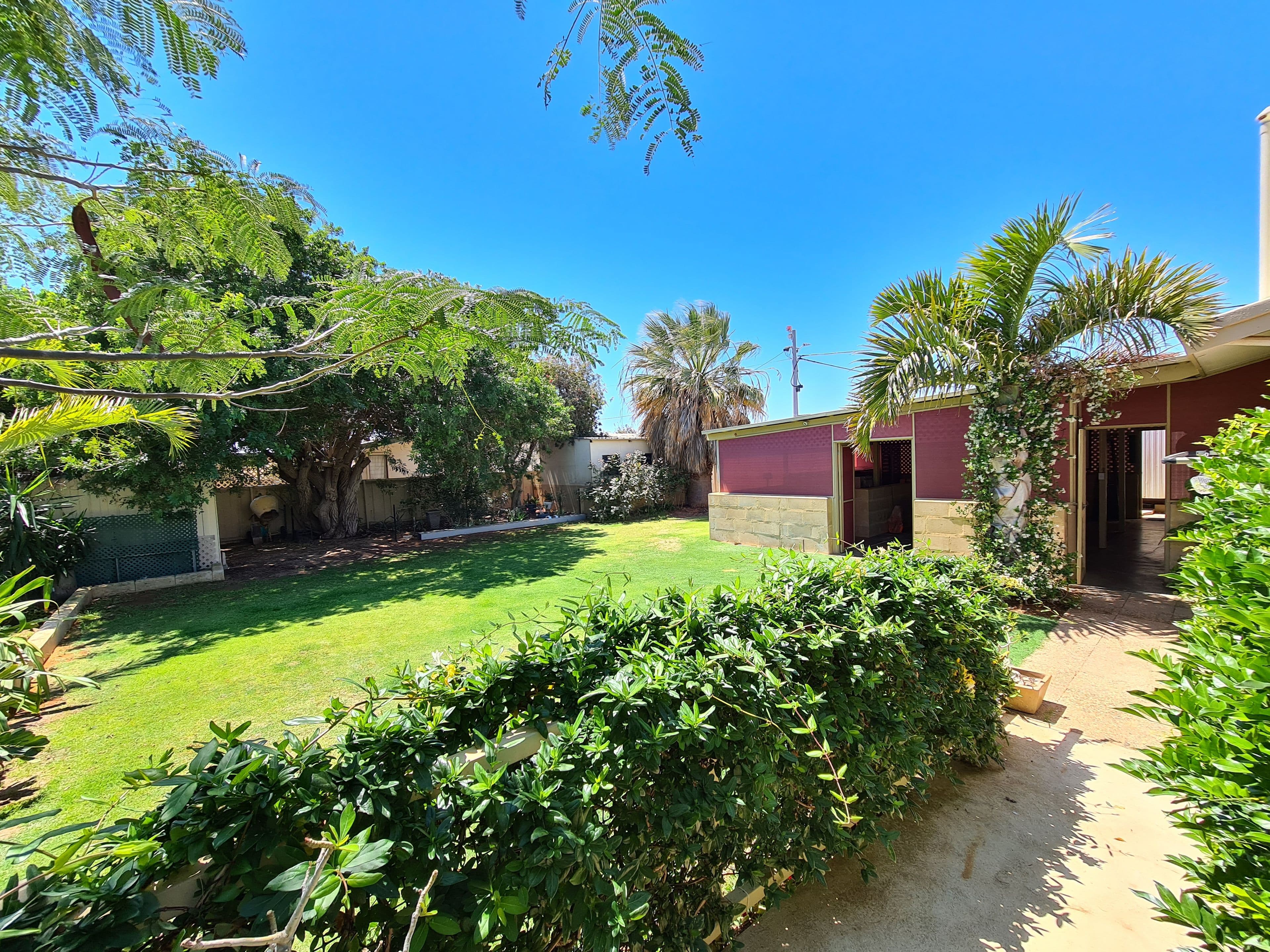11 Hammond Street, Carnarvon WA 6701, South Carnarvon - Image 1