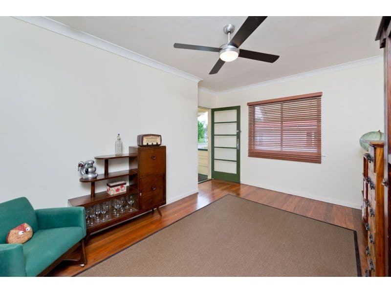 175 Pfingst Road, WAVELL HEIGHTS QLD 4012, Wavell Heights - Thumbnail 3