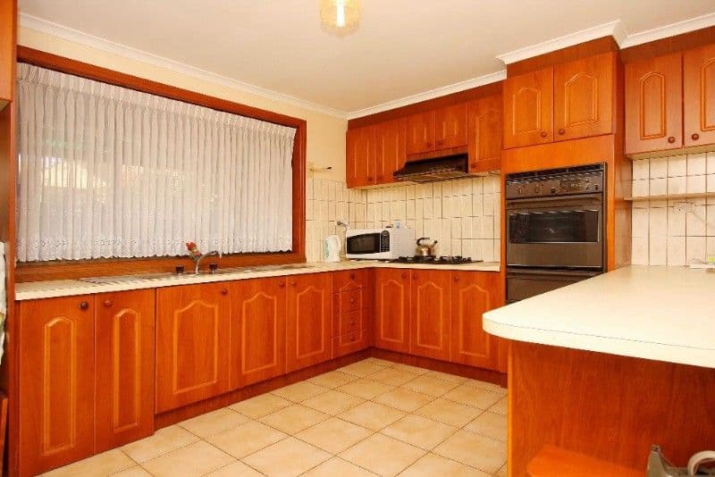 6 Warrawee Drive, BUNDOORA VIC 3083, Bundoora - Thumbnail 3