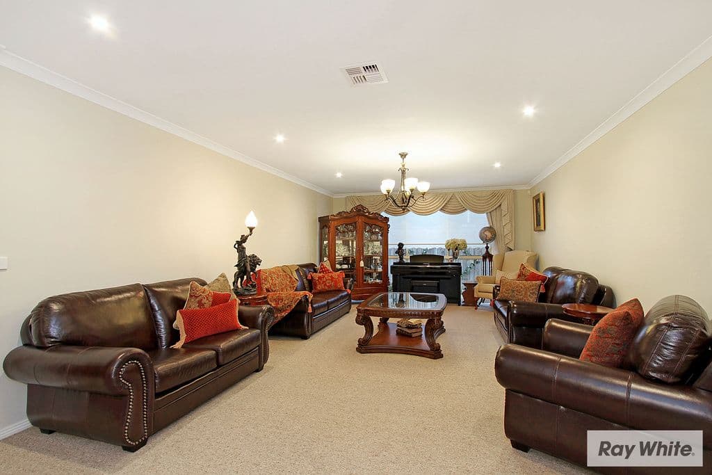 34 TUDOR Drive, Mooroolbark VIC 3138, Mooroolbark - Thumbnail 4