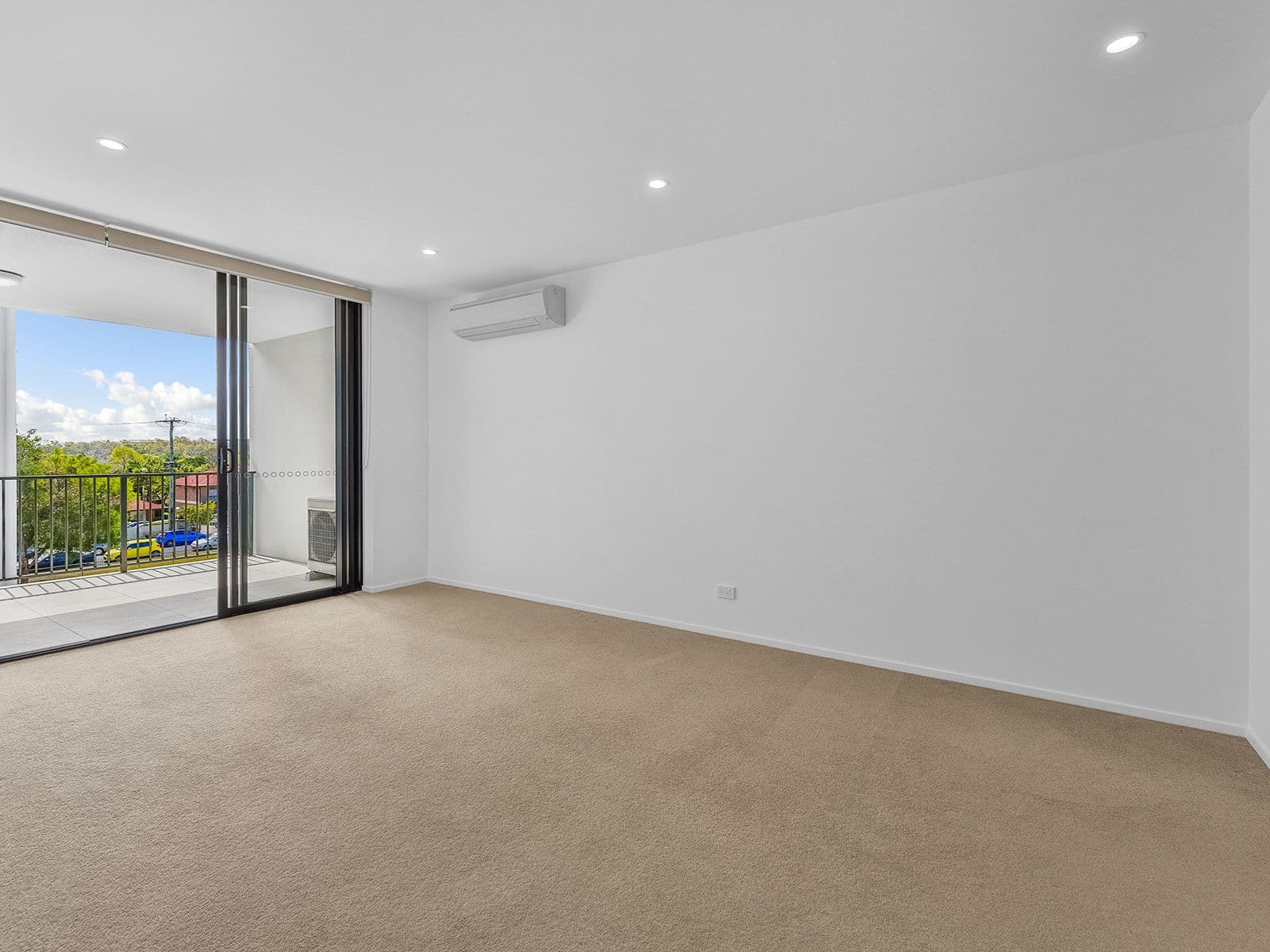 13 Bombery Street, Cannon Hill QLD 4170, Cannon Hill - Thumbnail 3