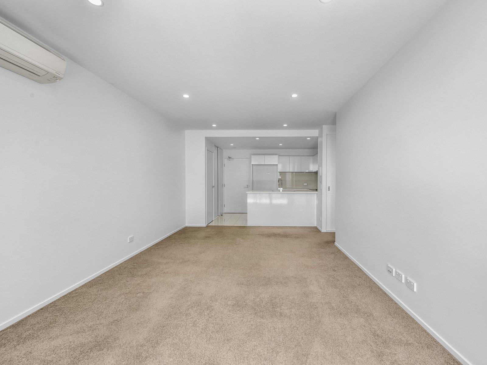 13 Bombery Street, Cannon Hill QLD 4170, Cannon Hill - Thumbnail 4