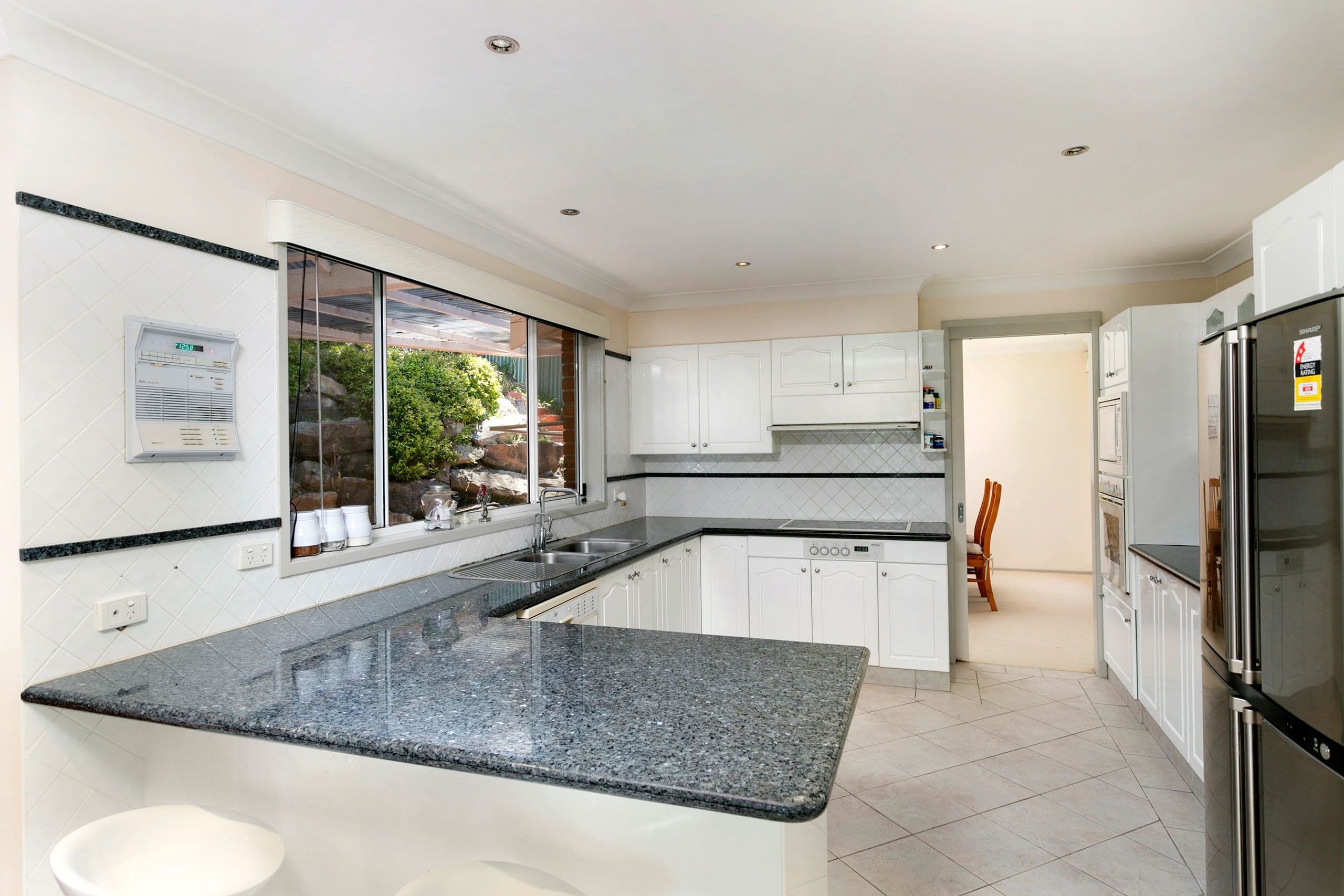 49 Old Ferry Road, Illawong - Thumbnail 4